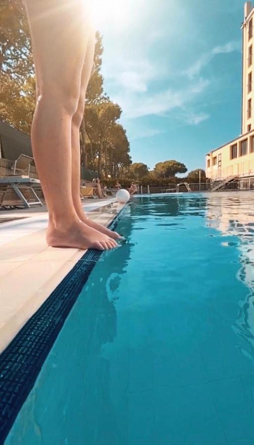 Hotel Fenix Cavallino-Treporti Bagian luar foto